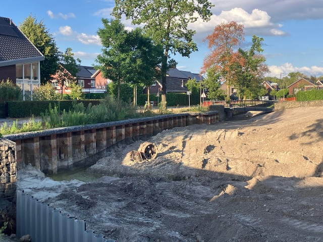260805 werkzaamheden Vrouwehof-1